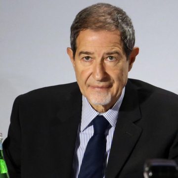 Musumeci bocciato dal tar che lo accusa di eccesso di potere, c’e’ un precedente