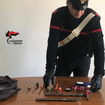 Alcamo: Rubano una auto ma vengono sorpresi