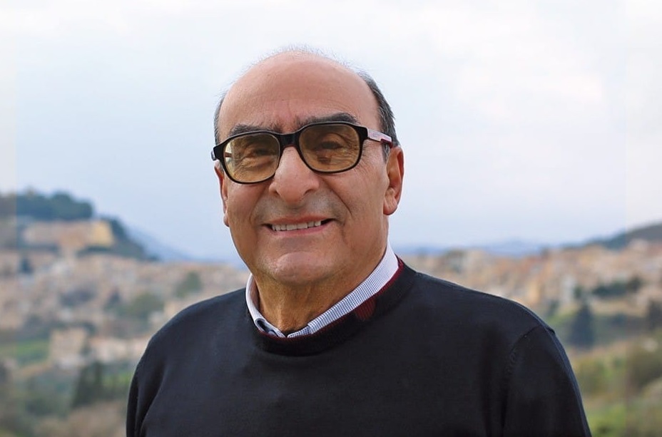 CALATAFIMI: IL SINDACO ACCARDO ACCUSATO DI COMMISTIONI CON LA MAFIA SI DIMETTE